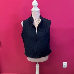 Elegant Black Zip-Up Tank Top